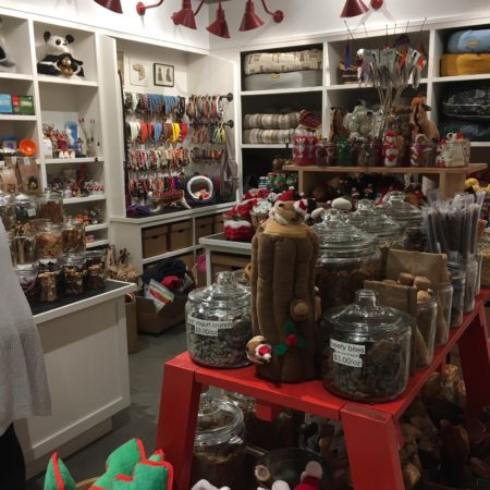 shops_1026d_coast_village